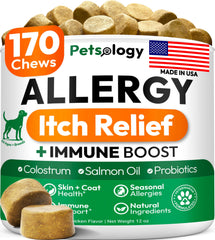 Friandises Petsology pour chien allergique sur emballage pratique.