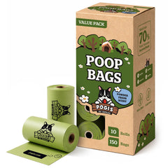 Sacs Pogi's Dog Poop Bags avec ouverture facile lors d'une promenade.
