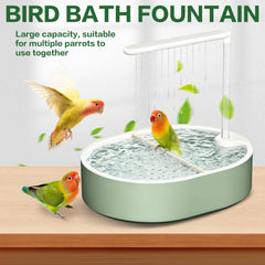 POMFAEE bac spacieux permettant le bain et le jeu simultanés pour plusieurs oiseaux.