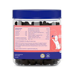 PupGrade chien qui mange les bouchées, plaisir quotidien et pelage sain.