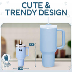 Kitty Cup en intérieur par PUPROAR, jouet léger avec herbe à chat.