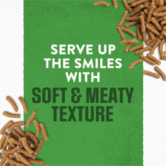 Purina Moist and Meaty montre une texture tendre visible pour chien.