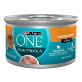 Purina One : boîte ouverte poulet-gravy, texture appétissante pour hydrater le chat