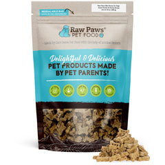 Raw Paws os mini en forme d'os avec patate douce et miel, friandise légère pour l'entraînement.