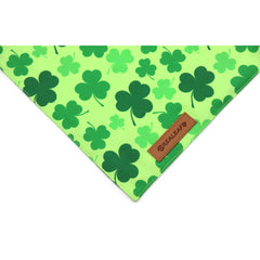 Bandana Realeaf design fête St Patrick, parfait pour les photos.
