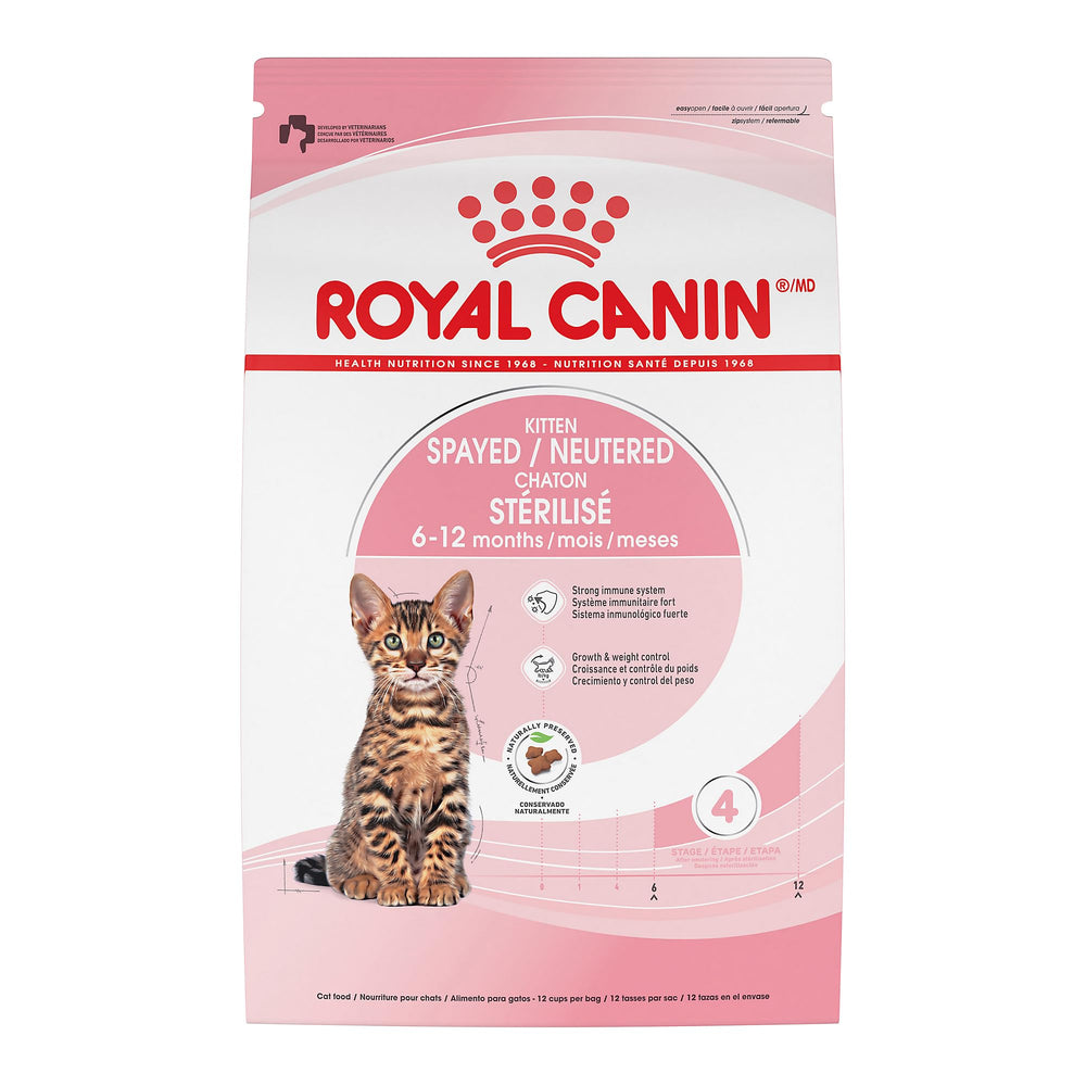 Croquettes sèches Royal Canin pour chaton stérilisé, formulation adaptée.