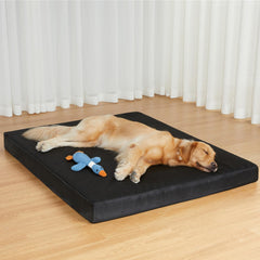 Lit chien indestructible RRPETHOME avec coutures invisibles pour une durabilité accrue.