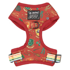 Harnais Sassy Woof Harry Potter ajustable pour chien, design licencié, pratique en promenades.