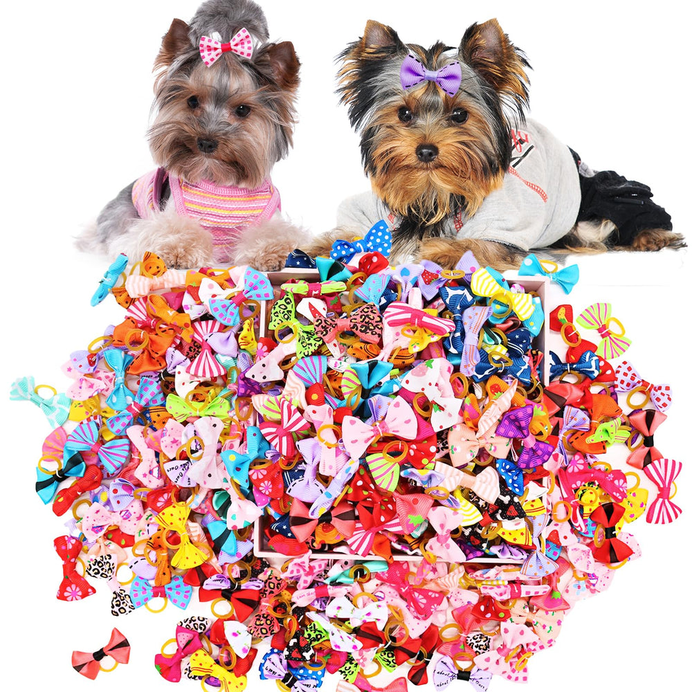 Senniea — noeud-petit-chien-rose, accessoire charmant pour sublimer le pelage lors des balades.