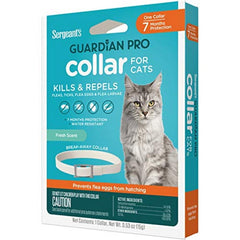 SERGEANT'S Guardian Pro sur un chat, protection contre puces et tiques.