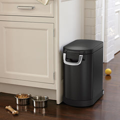 simplehuman doseuse magnétique sous le couvercle, mesure pratique