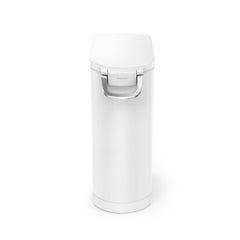 Doseur-magnetique sous couvercle du simplehuman facilite l’alimentation.