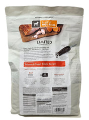 SIMPLY NOURISH sac ouvert avec croquettes saumon et patate douce, portion pratique