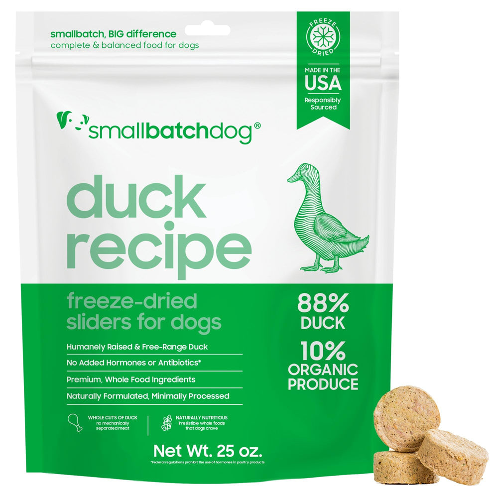 Nourriture Smallbatch Pets au canard lyophilisé – repas riche en protéines pour chiens exigeants.
