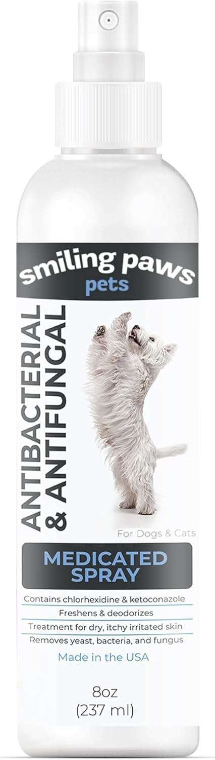 Spray Smiling Paws Pets chlorhexidine-ketoconazole, soin cutané pratique pour chiens et chats.