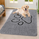 Tapis Smiry en chenille douce pour pattes boueuses.
