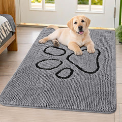Tapis Smiry en chenille douce pour pattes boueuses.