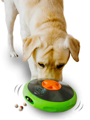 Sniffiz SmellyUFO, jouet interactif chien, attire l'attention grâce aux friandises.