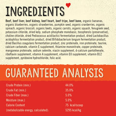Ingrédients sans céréales avec fruits et légumes biologiques.