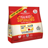Stella & Chewy's SuperBlends au poulet cage-free, morceaux séchés riches en protéines pour chiens actifs.