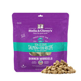 Morceaux Stella et Chewy's pour chat, saumon et cod séchés, snack protéiné apprécié.