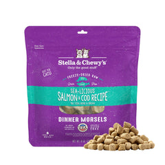 Morceaux Stella et Chewy's pour chat, saumon et cod séchés, snack protéiné apprécié.