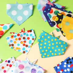 Sweetude bandanas taille 65x45 cm : ajustables pour petits et moyens chiens.