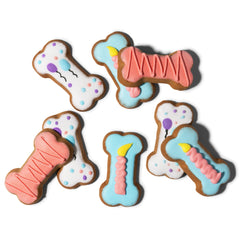 Thoughtfully Pets – Décoration-main biscuit-os rose, détail artisanal.