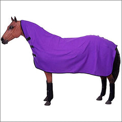 Utilisation après bain ou par temps froid pour le confort du cheval Tough1