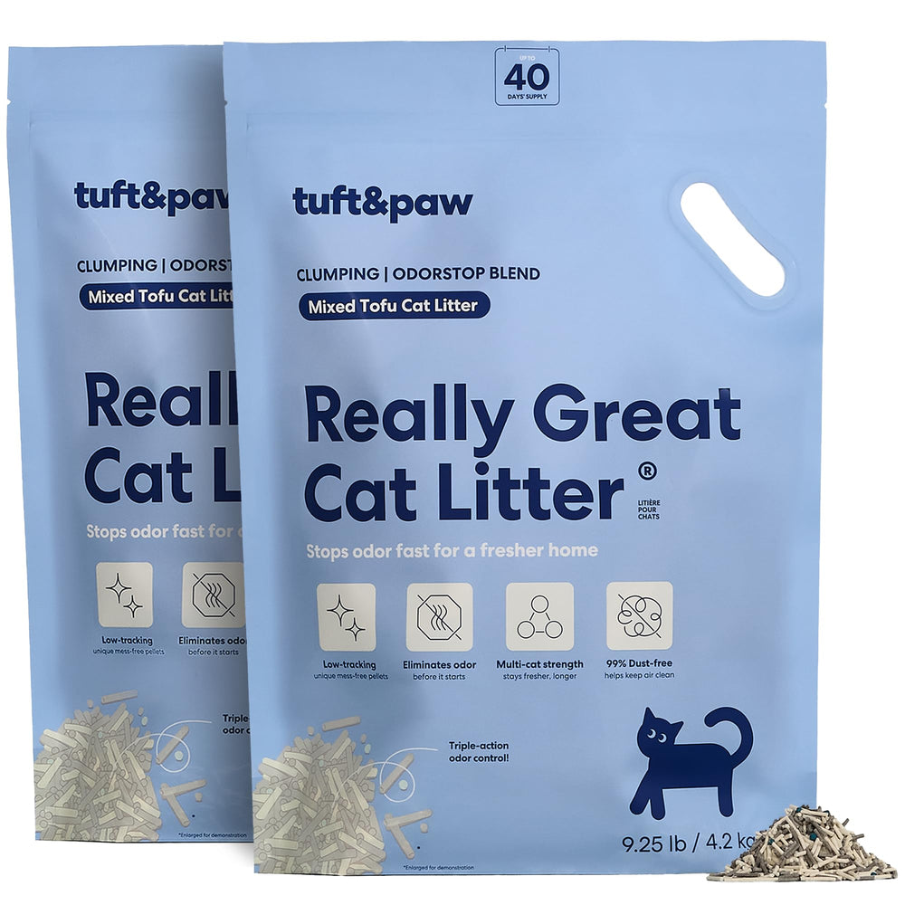 Litière Tuft & Paw OdorStop au tofu avec pellets pour clumping rapide.