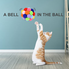 Jouet interactif TUSATIY dans la maison pour chats d’intérieur.