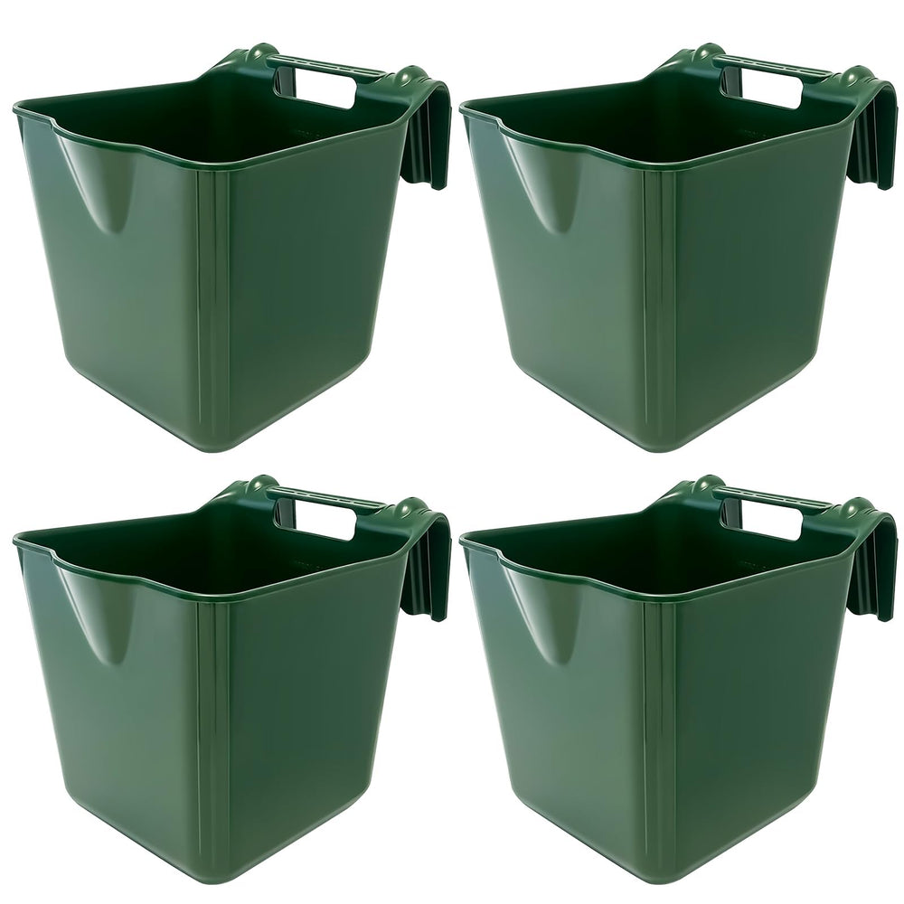 Umisu seaux d'alimentation pour chevaux, ensemble de quatre de 15 quarts, pratique et stable.