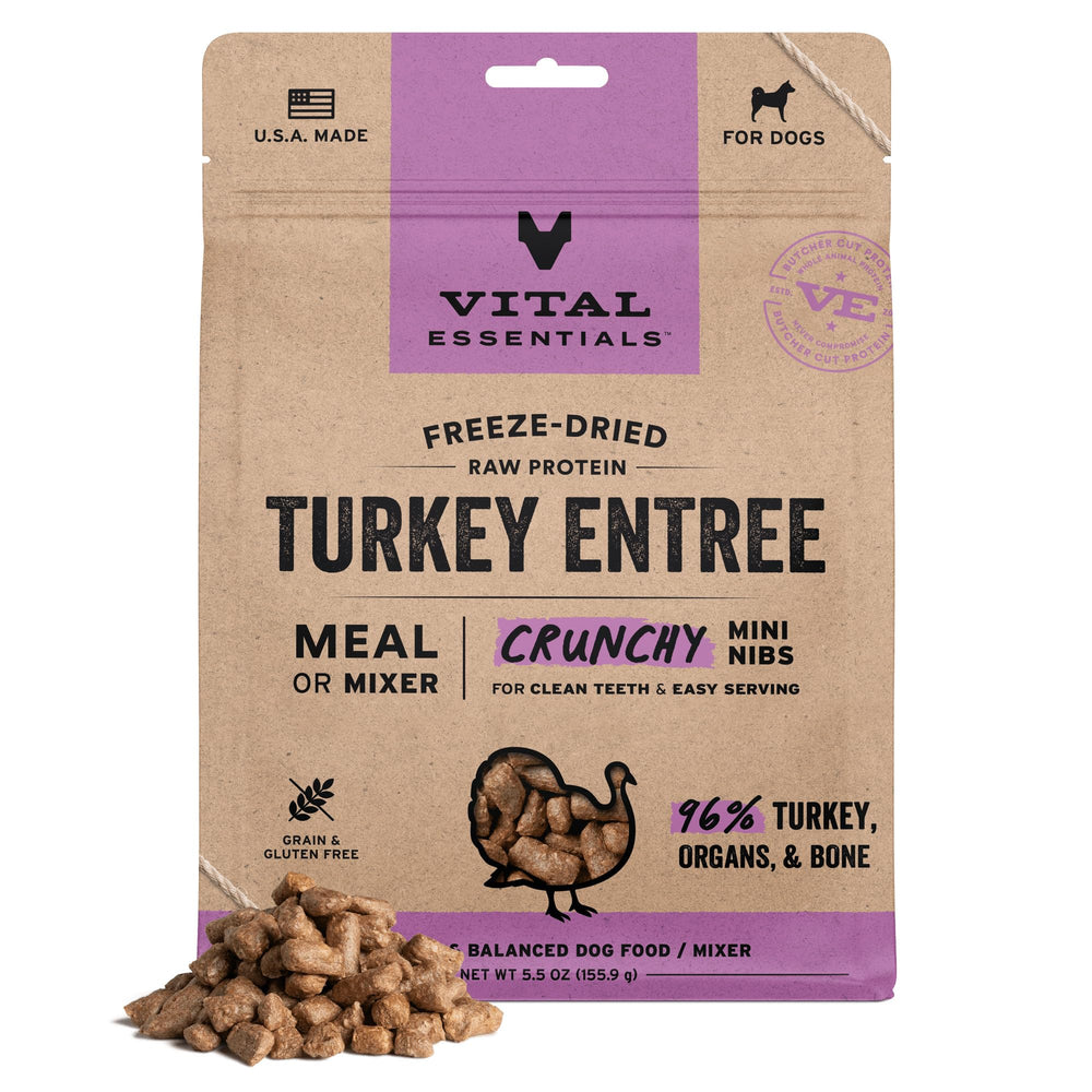 Vital Essentials mini nibs de dinde dans bol, texture croustillante et appétit renforcé.