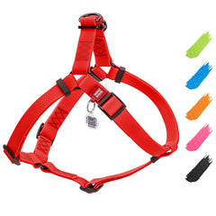 Harnais WAUDOG étanche pour chien rouge, parfait pour les sorties sous la pluie.
