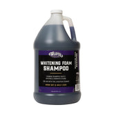 Shampooing Weaver Leather mousse lavande prêt à nettoyer le pelage.
