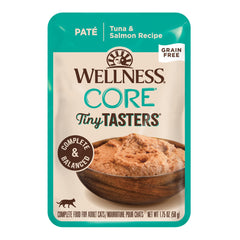 Wellness CORE Tiny Tasters sachet thon-saumon pâté, texture lisse et appétente pour chats gourmands.