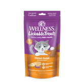 Wellness en tube poulet ouvert, pratique pour interaction avec le chat.