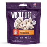 Friandise Whole Life Pet Products au poulet lyophilisé dans un sachet pratique.