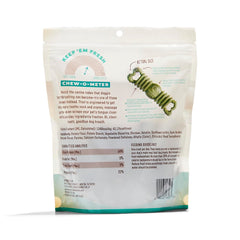 Friandises dentaires Whole Paws sans céréales, utilisation aisée, aide à rafraîchir l'haleine.