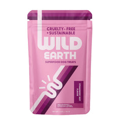 Wild Earth friandises pour chien en emballage attractif, récompense saine pour l'entraînement.