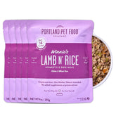 Poche Winnies Lamb Rice prête à servir, repas humide de haute qualité pour chiens.