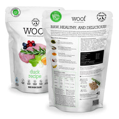 Texture croquante du Woof canard lyophilisé prêt à servir
