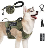 Harnais tactique Yungaspy pour gros chien, confort et liberté lors des sorties en plein air.