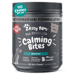 Zesty Paws Vet Strength calmants sur emballage, pratique pour stockage et déplacements.