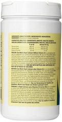 Poudre ultra fine Zoo Med Repti Calcium en gros plan, dispersion facile sur nourriture.