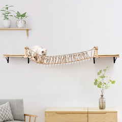 Plaque murale chat A.FATI en bois naturel, planche solide pour repos et observation.