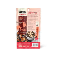 ACANA Saumon crèmeux en poche: moment de complicité lors du léchage.