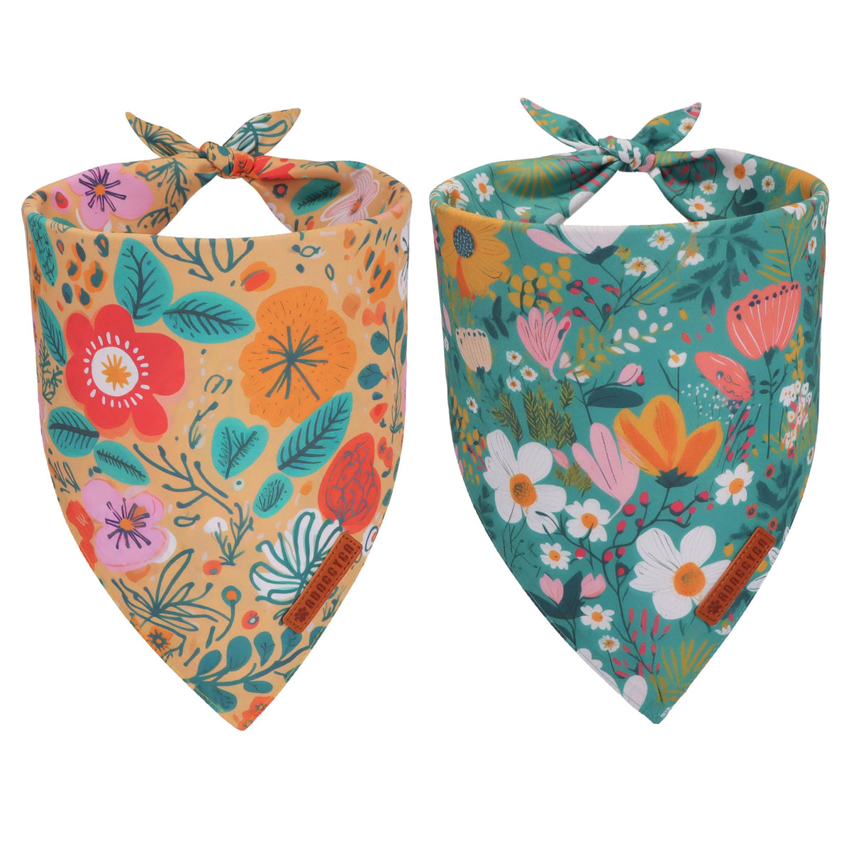 ADOGGYGO Bandana floral orange sur chien, look tendance pour sorties et photos.