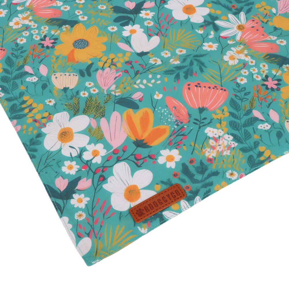 ADOGGYGO Bandana pour occasions et séances photo, prêt à porter chic.