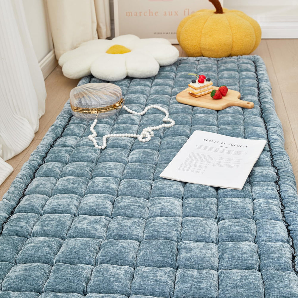 Chenille douce et durable, apporte chaleur lors des moments canapé.